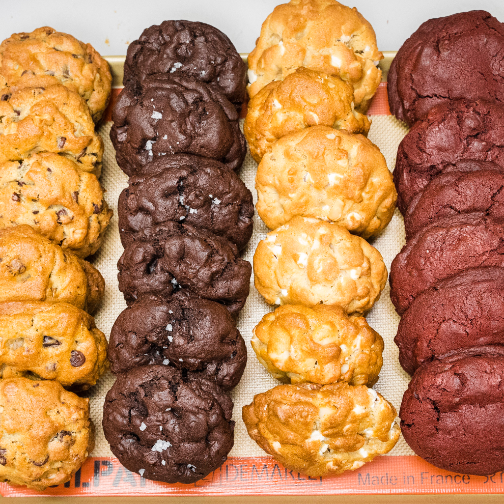 Assorted Box of 12 Cookies